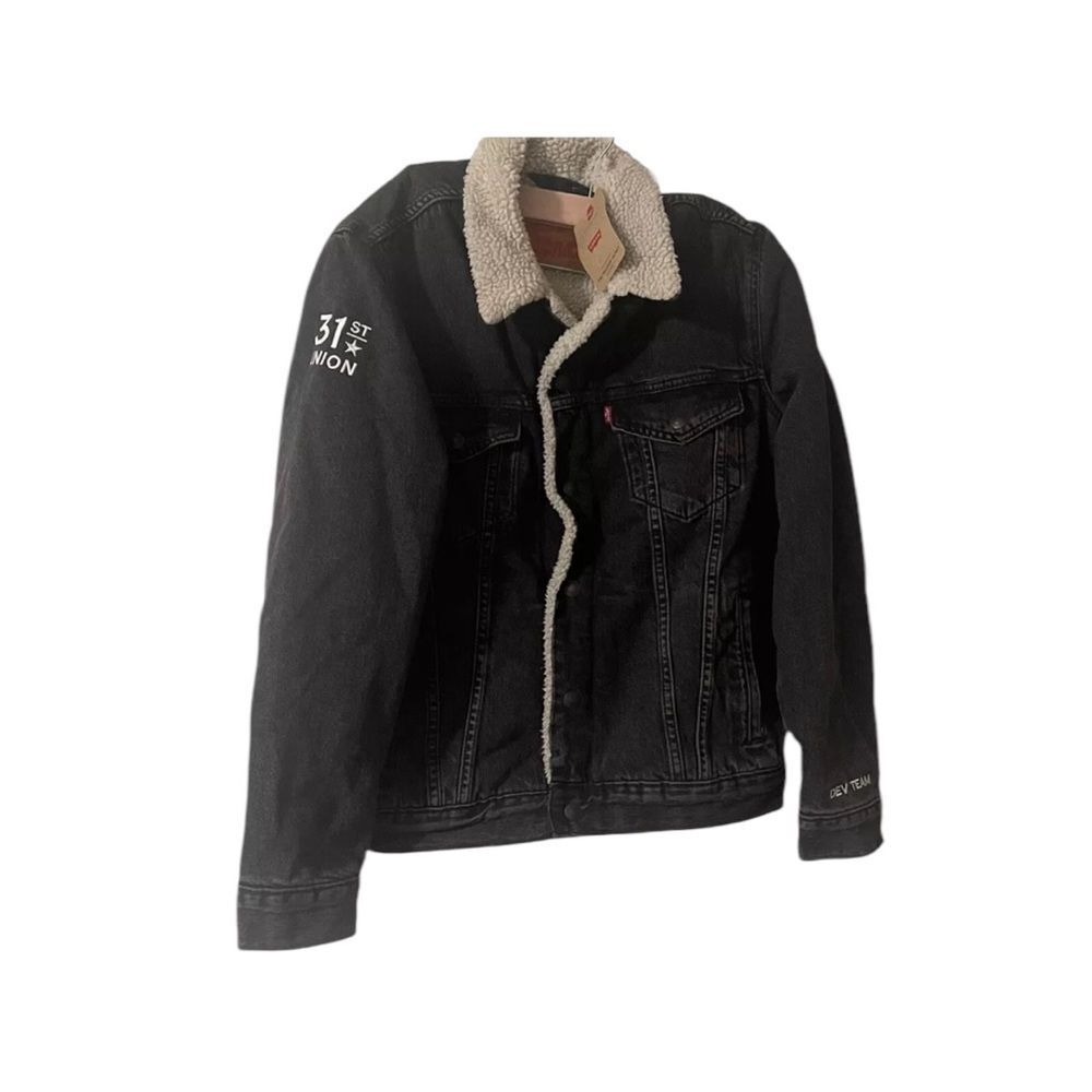 Levi’s Sherpa Denim Jacket Size Medium Brand New